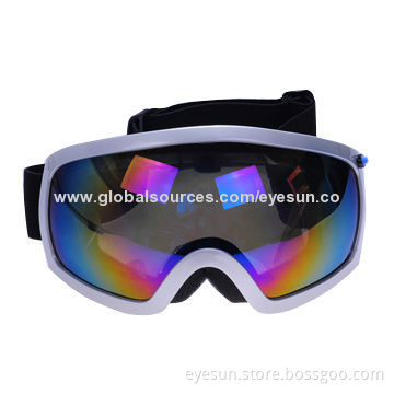 HD 720P Sports Skiing Goggles with Video/Photo Function, Sized 17 x 3.5 x 10cm